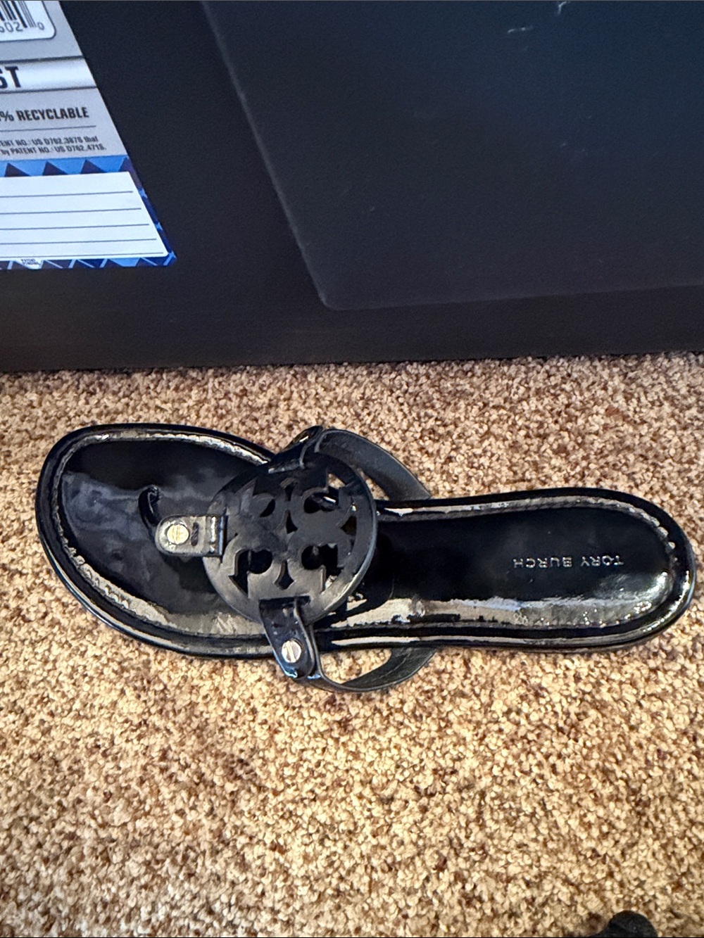 Tory Burch Black Patent Miller Logo Thong Sandal NWT size 10 - Picture 7 of 8